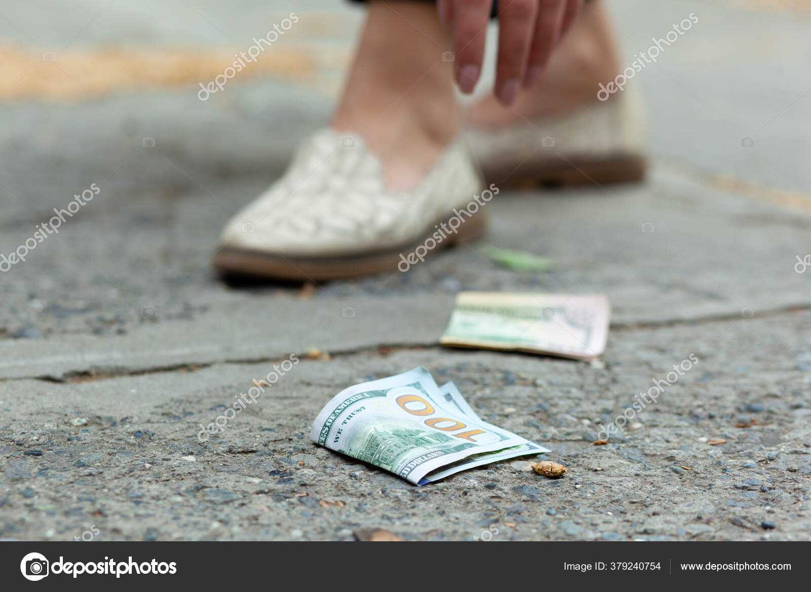 Приметы на деньги, богатство и удачу. приметы на новый кошелек, если нашел или потерял или упали деньги