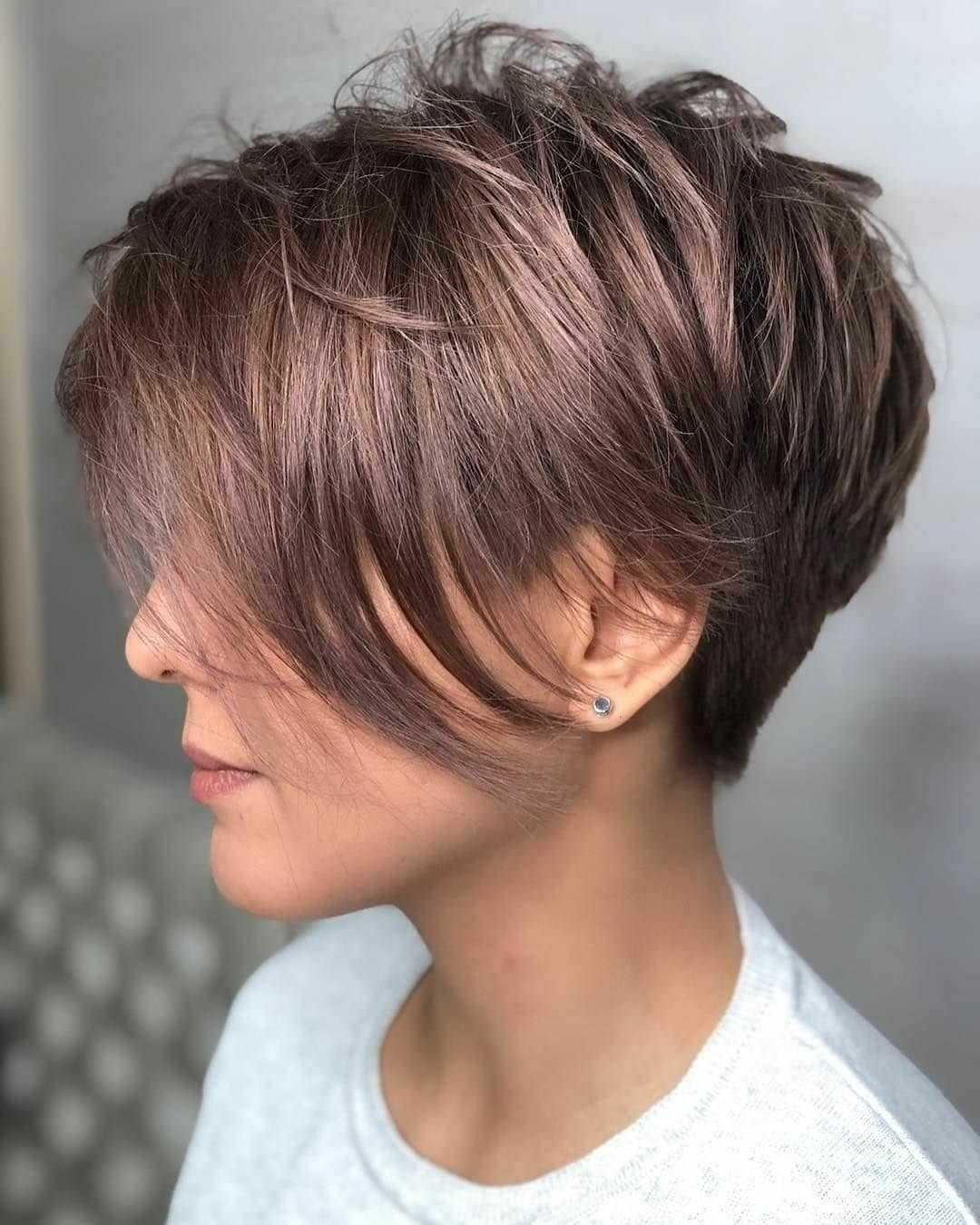 Покраска волос 2021: модные тенденции, фото на короткие волосы