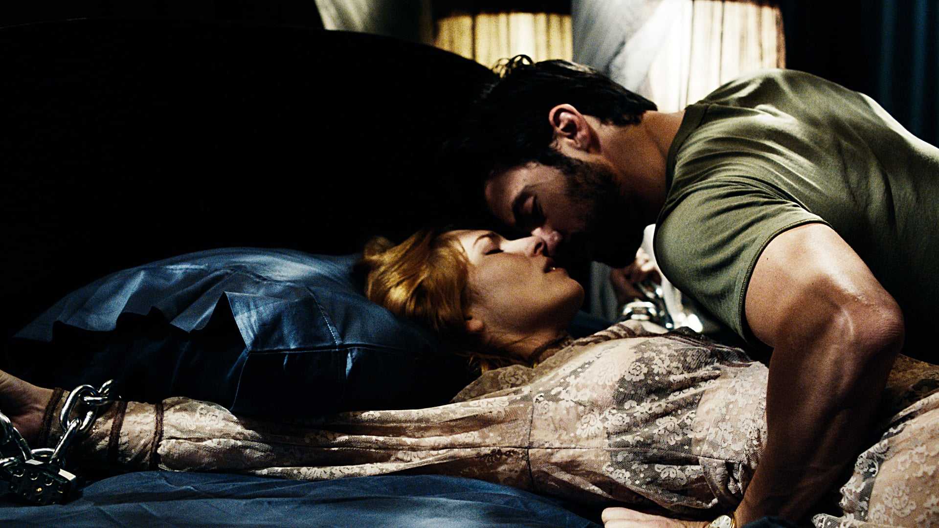 Ад для романтиков: 10 культовых фильмов об ужасах любви.