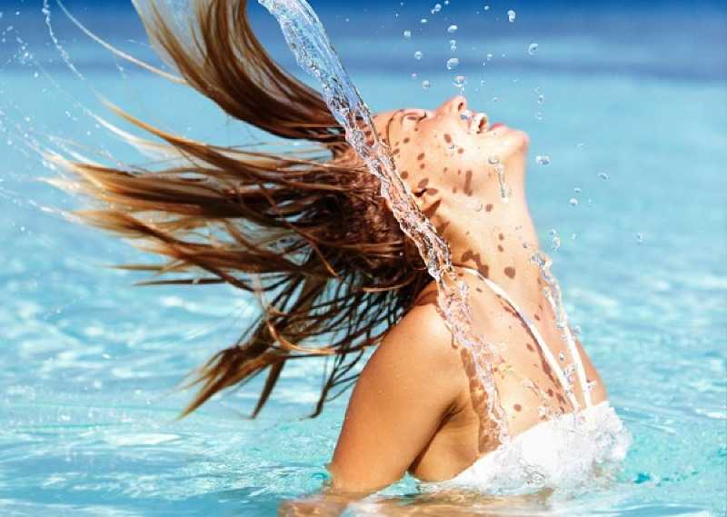 Любителям бассейна и не только: как защитить кожу от хлорированной воды