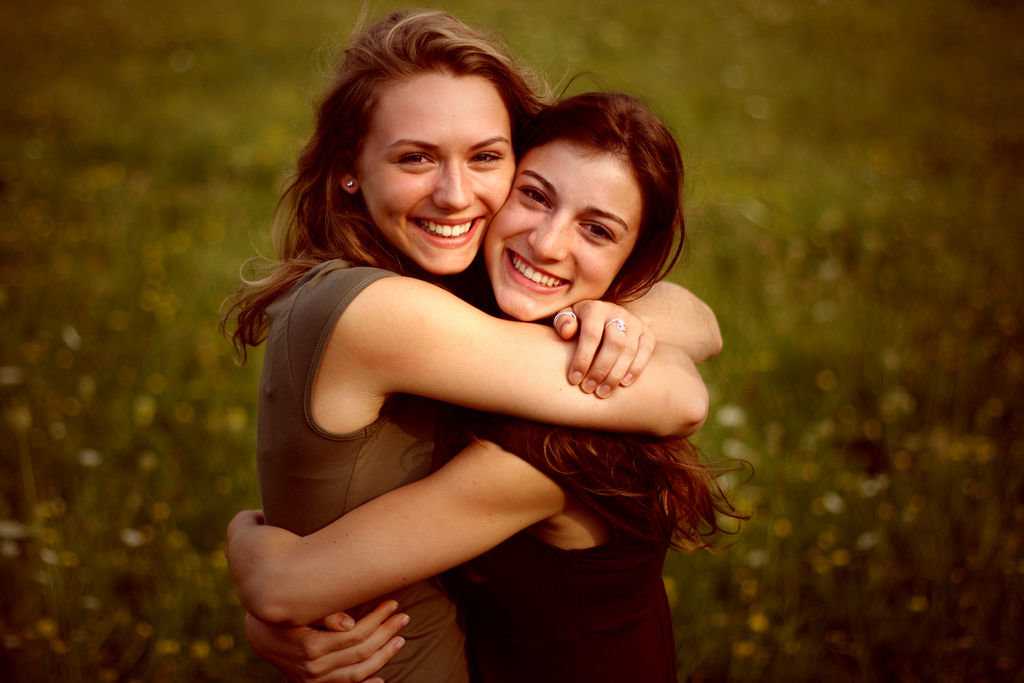 Женская дружба существует или её не бывает: разрушаем стереотипы людской молвы