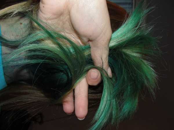 Волосы зеленкой: как покрасить и как смыть в домашних условиях