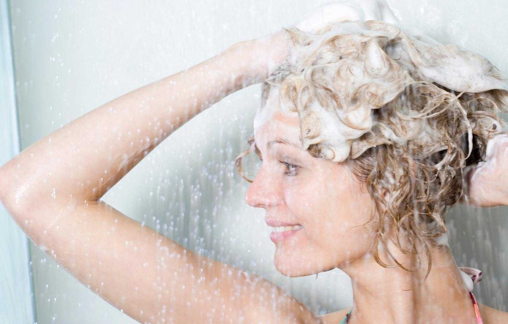 Можно ли мыть голову гелем для душа: советы экспертов