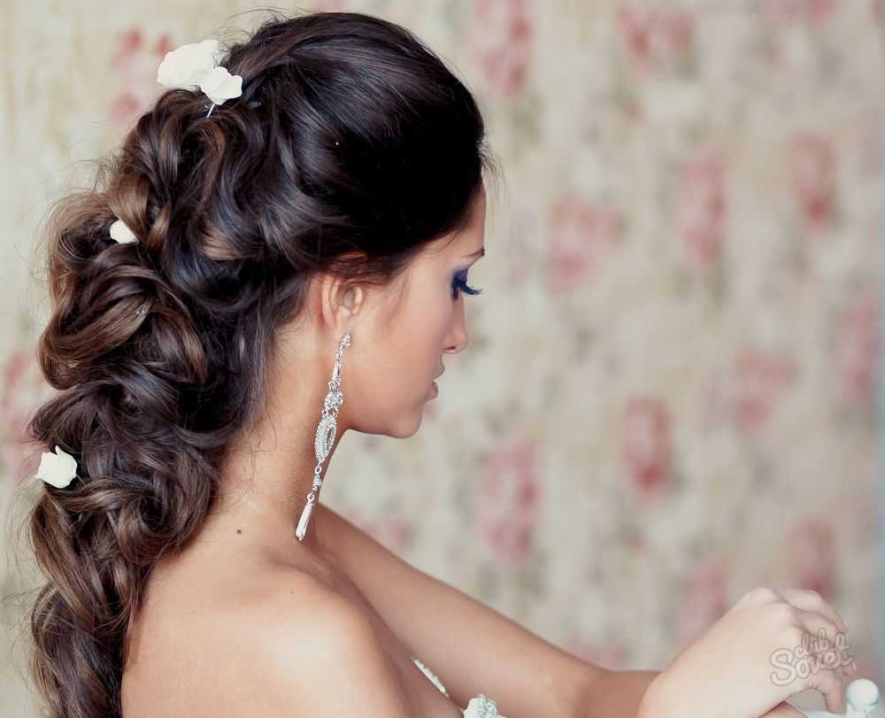 Какую можно сделать прическу на длинные волосы с челкой на свадьбу