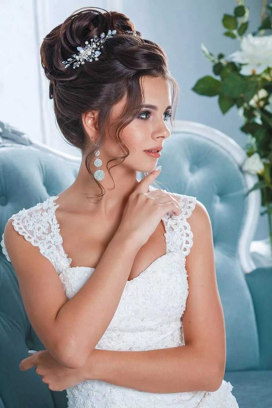 Образ невесты 2022: свадебный макияж и прическа, стильные и модные платья – главные идеи для свадьбы + полный обзор