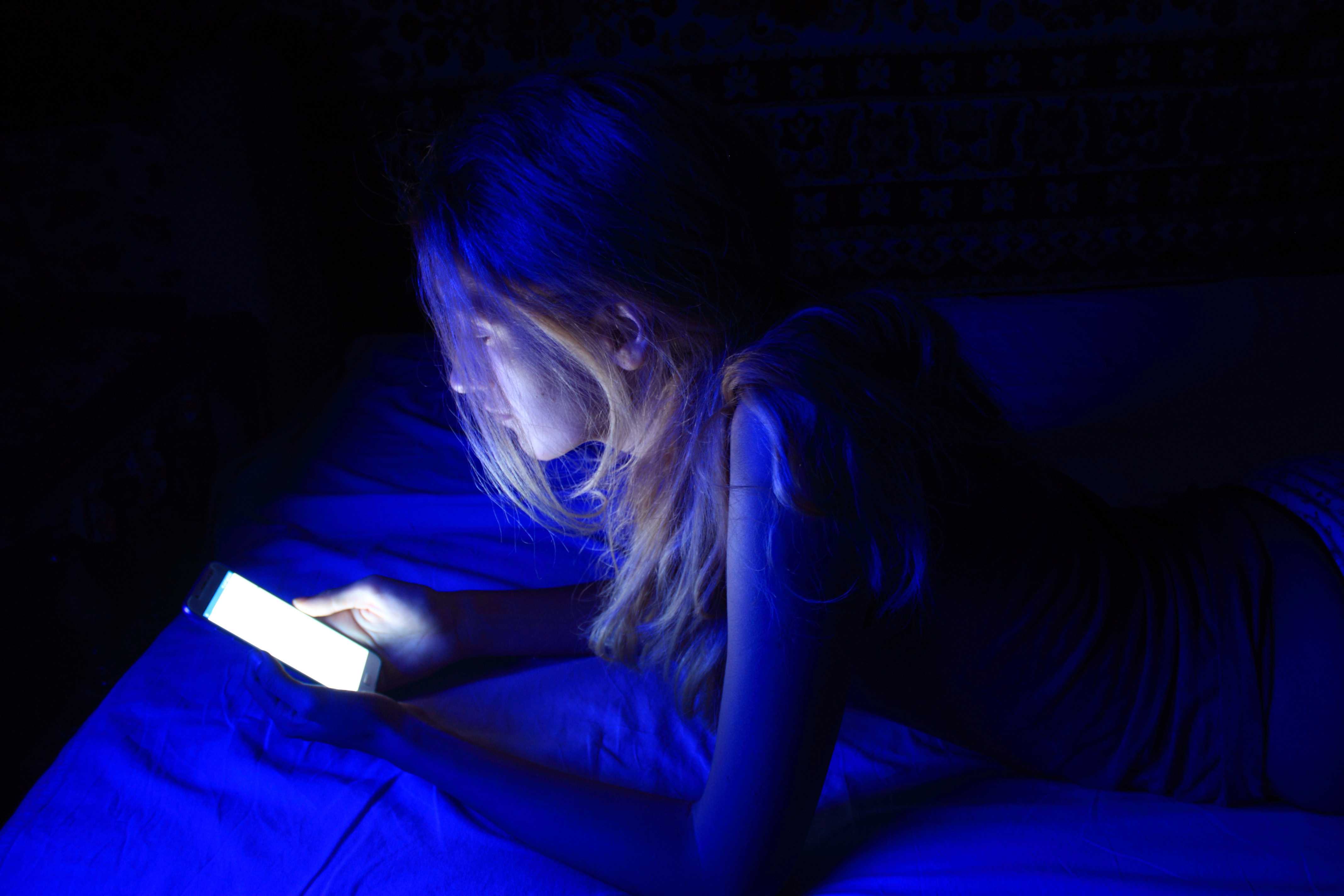 Фильтр синего света на android-смартфонах. разоблачение популярного мифа