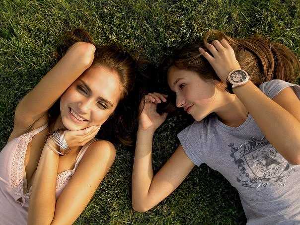 Существует ли настоящая женская дружба: психология отношений