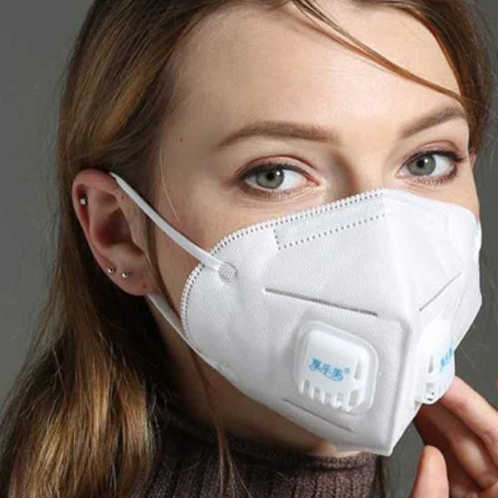 Как использовать тканевую маску в домашних условиях?