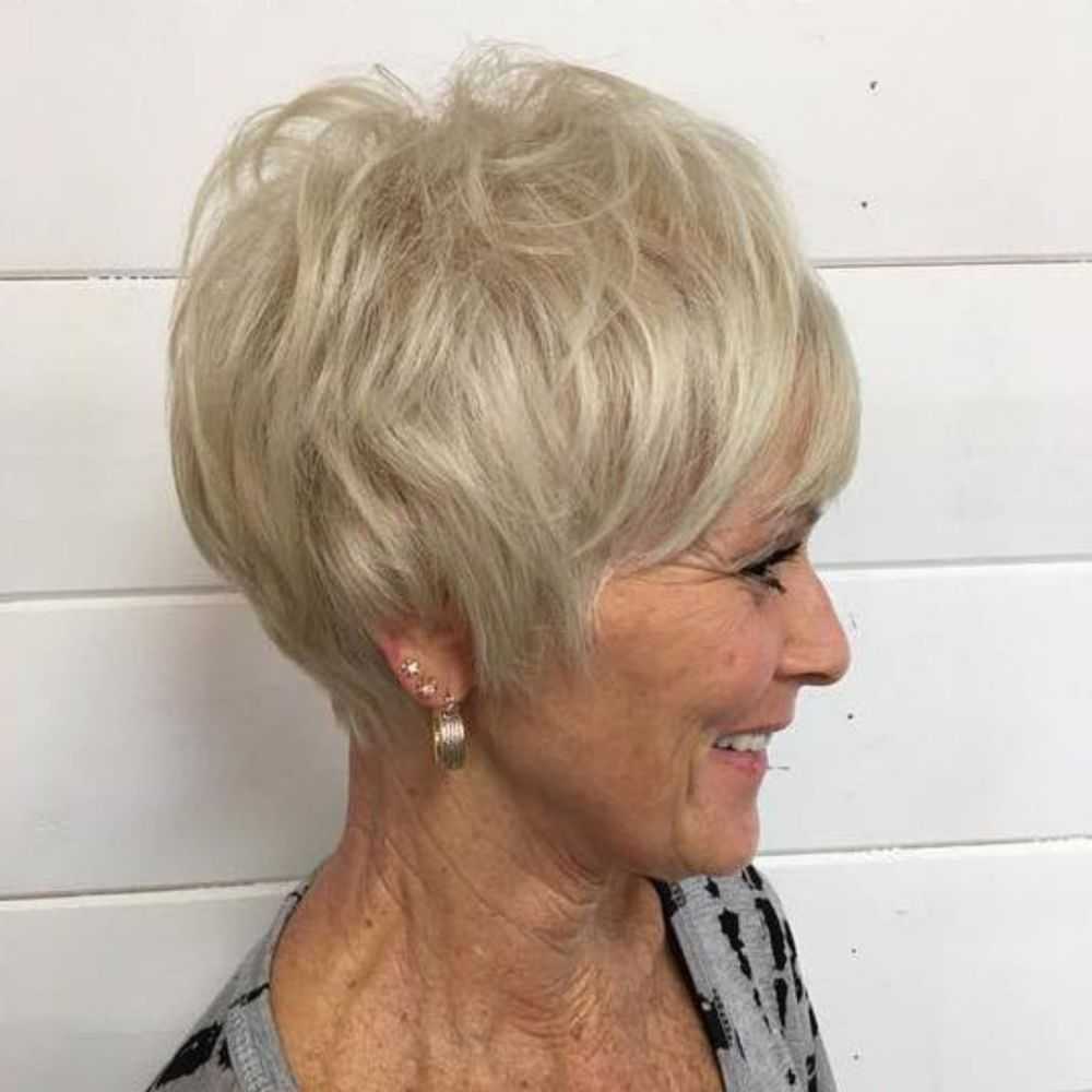 Стрижки для пожилых женщин: омолаживающая короткая прическа после 60 лет на тонкие волосы для возрастных дам, для пенсионеров